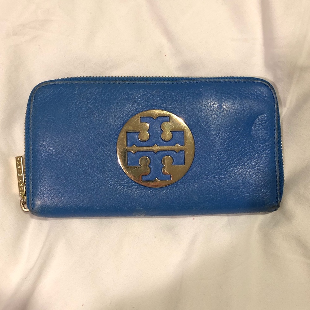 Blue Tory Burch wallet